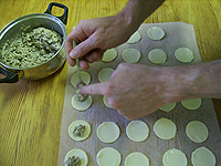 Blätterteigtäschli mit Champignons