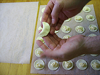 Blätterteigtäschli mit Käse